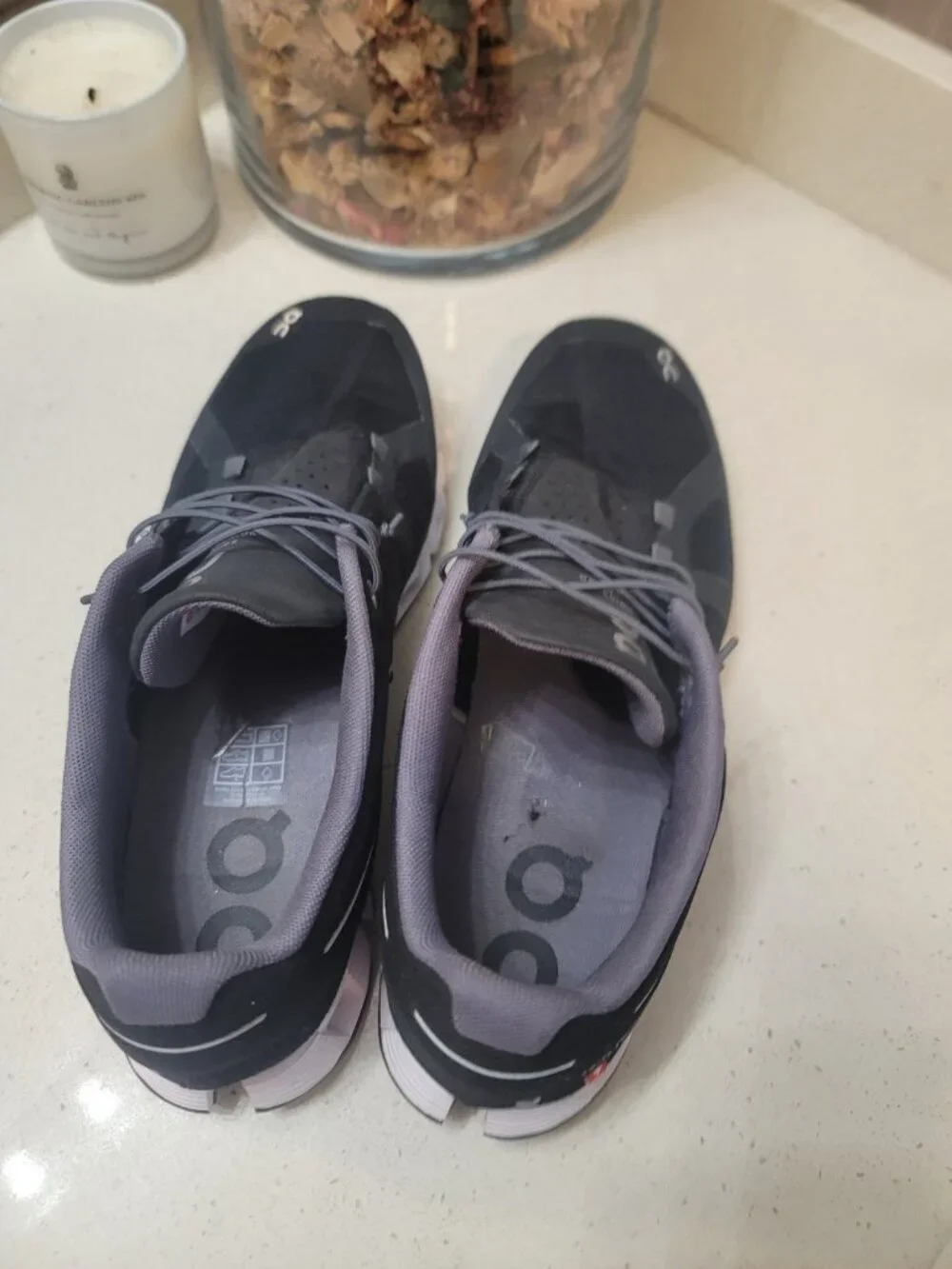 On Running Cloud 5 Women’s Shoes Black White Size 10.5 Lightweight Sneakers